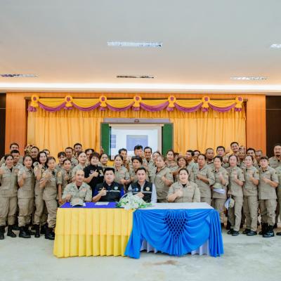 ประชุมคัดเลือกคณะกรรมการประสานงานศูนย์ อปพร.องค์การบริหารส่วนตำบลบ้านใหม่